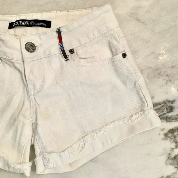 ZCO • White Jean Shorts - Picture 3 of 14